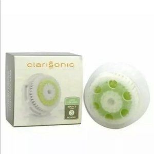 2 Clarisonic Acne replacement brush heads (Green)